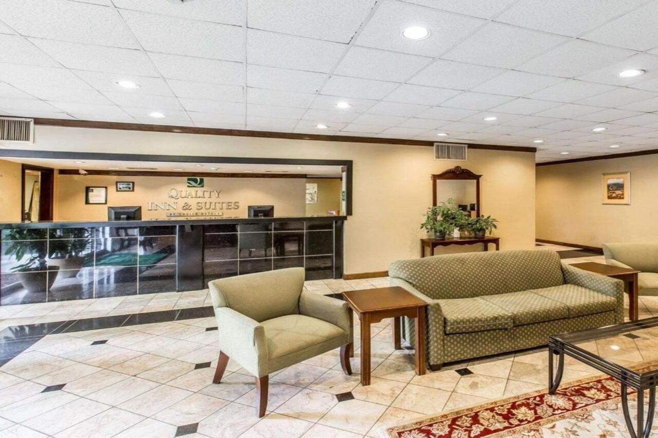 Quality Inn & Suites Conference Center Statesboro Historic District Εξωτερικό φωτογραφία