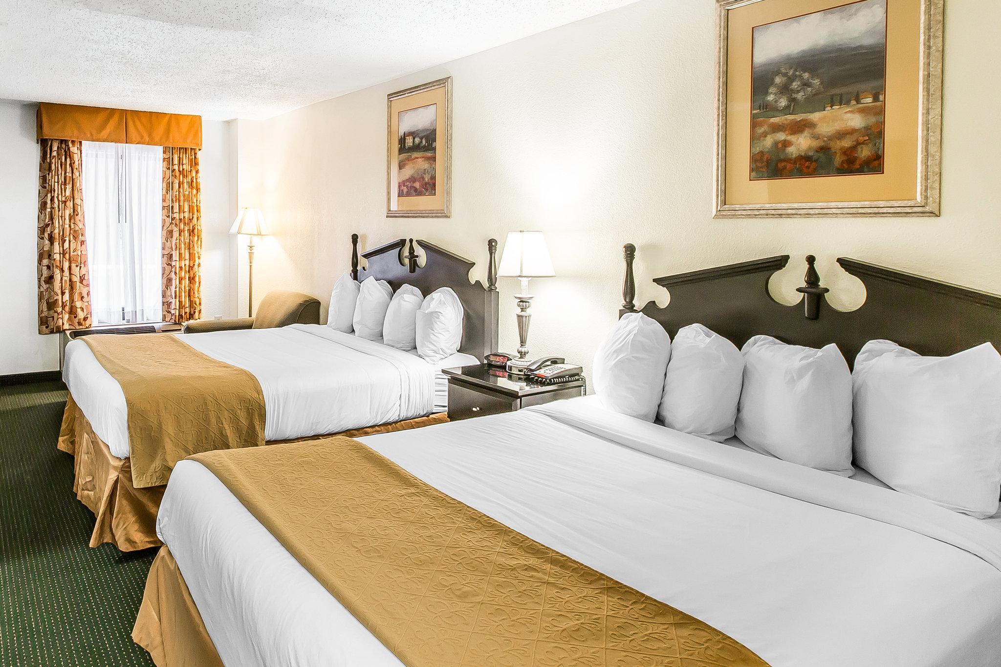 Quality Inn & Suites Conference Center Statesboro Historic District Εξωτερικό φωτογραφία