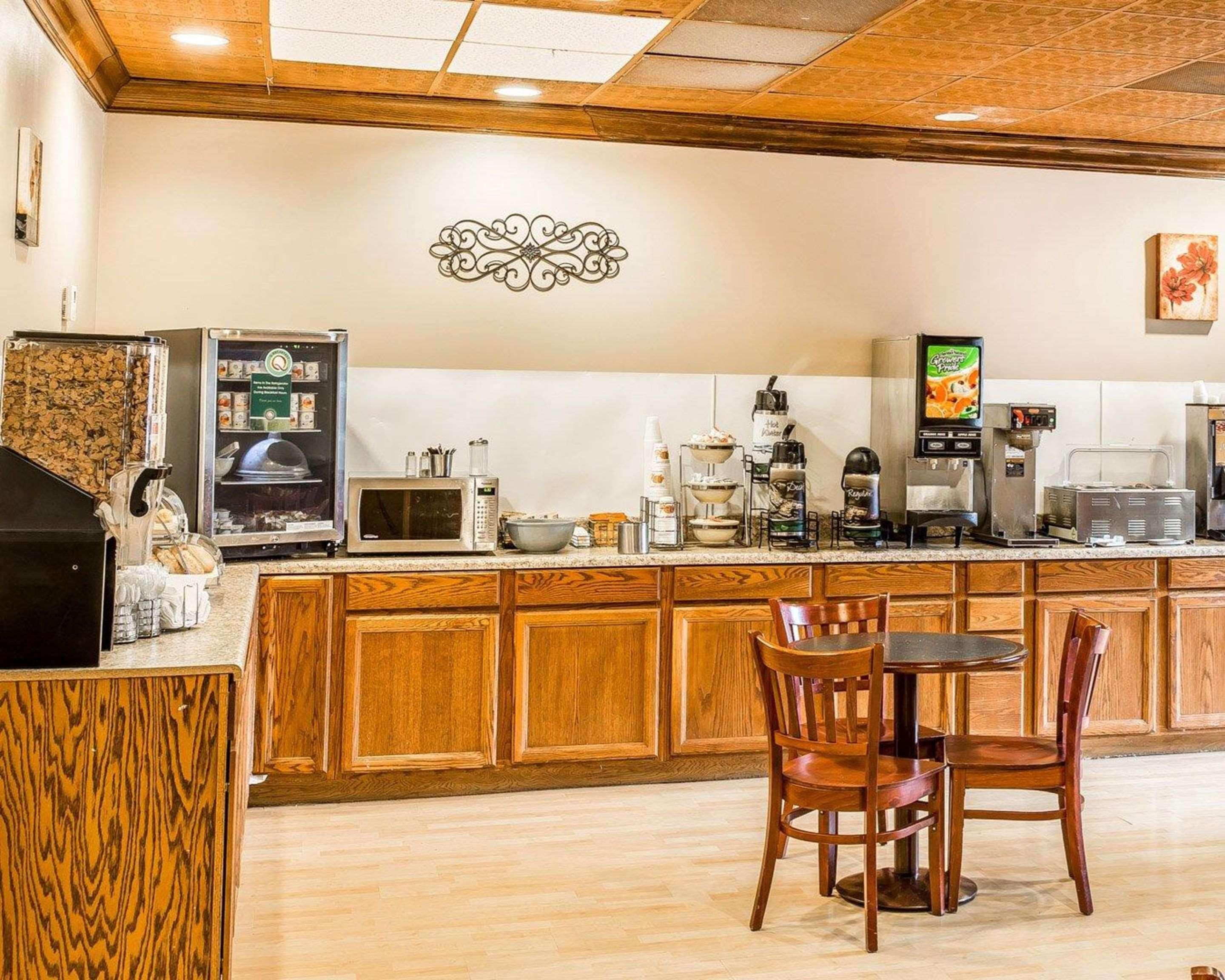 Quality Inn & Suites Conference Center Statesboro Historic District Εξωτερικό φωτογραφία