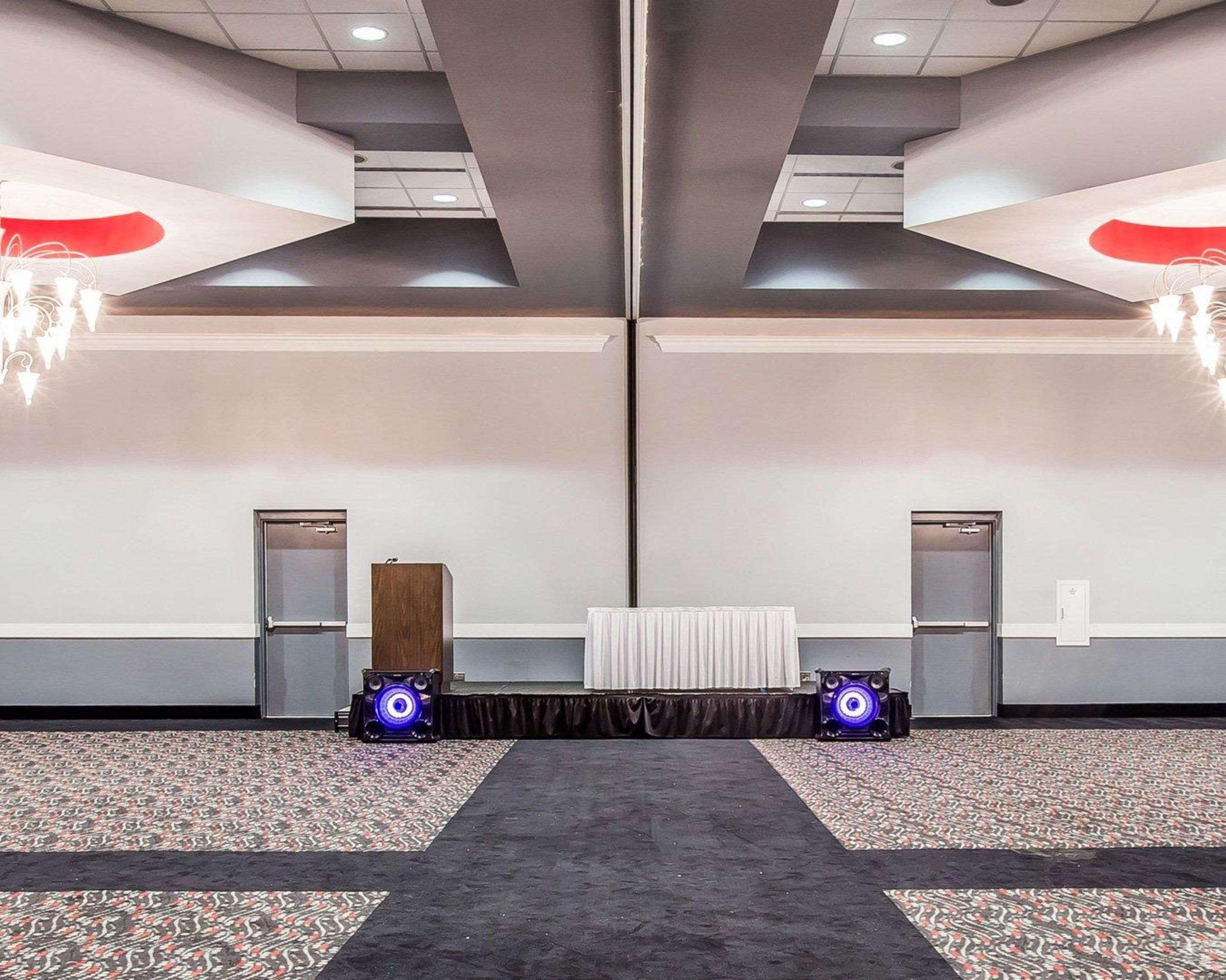Quality Inn & Suites Conference Center Statesboro Historic District Εξωτερικό φωτογραφία