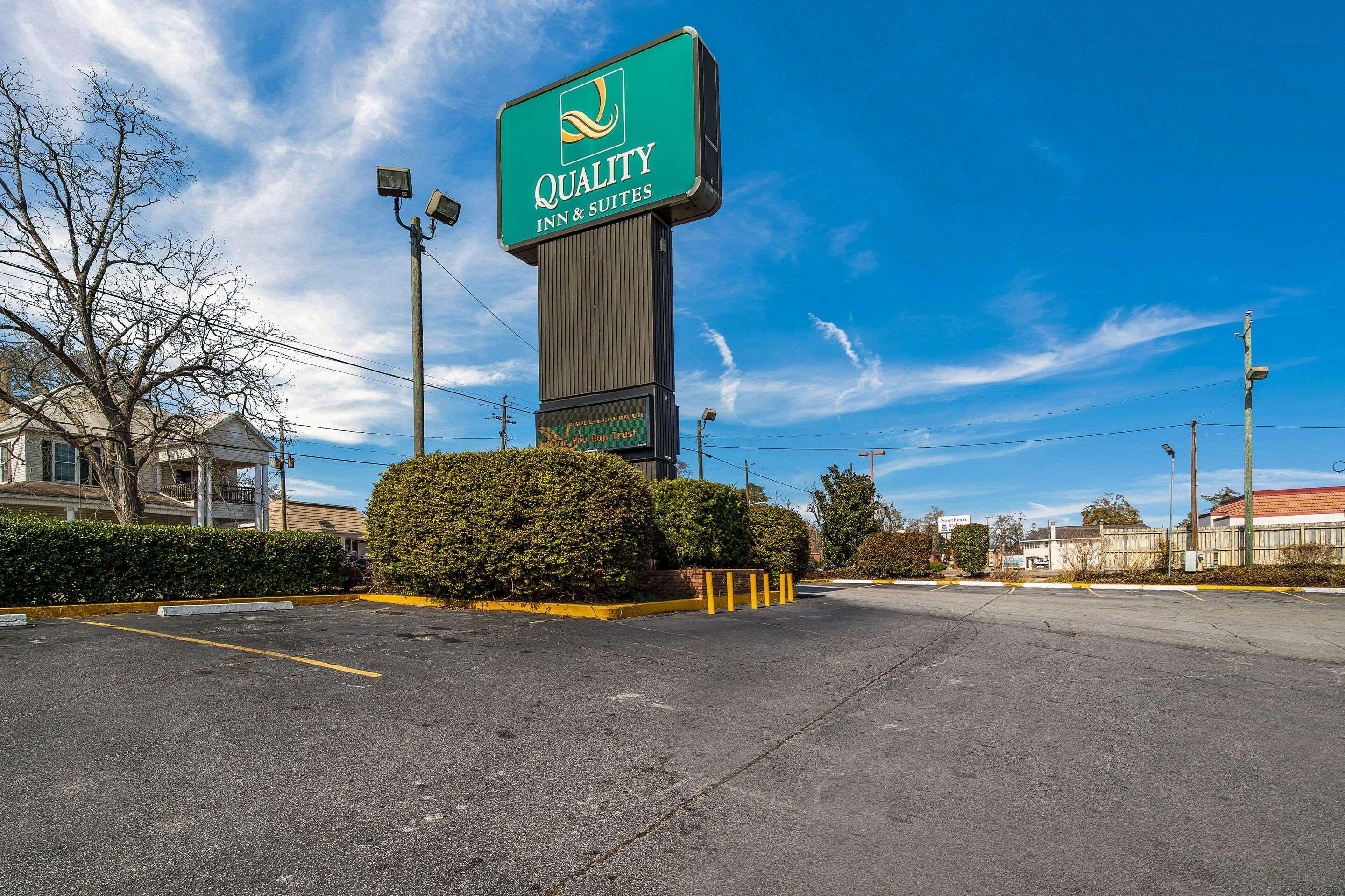 Quality Inn & Suites Conference Center Statesboro Historic District Εξωτερικό φωτογραφία
